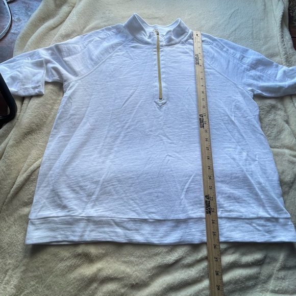 Lilly Pulitzer NWOT Ashlee Pullover resort white sweatshirt sweater - Picture 5 of 6